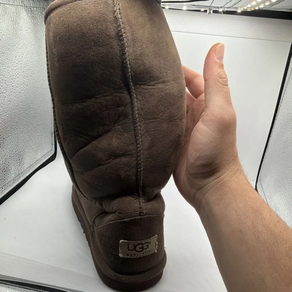 UGG Australia Classic Tall Brown Suede Sheepskin Boots Womens‎ Size 6
